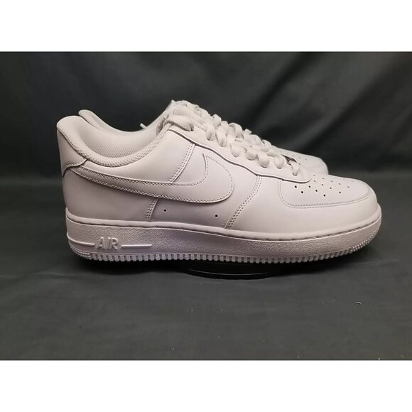 Nike Women's Air Force 1 '07 Fashion Sneaker Triple White Size 10 NEW IN BOX! - Picture 10 of 11